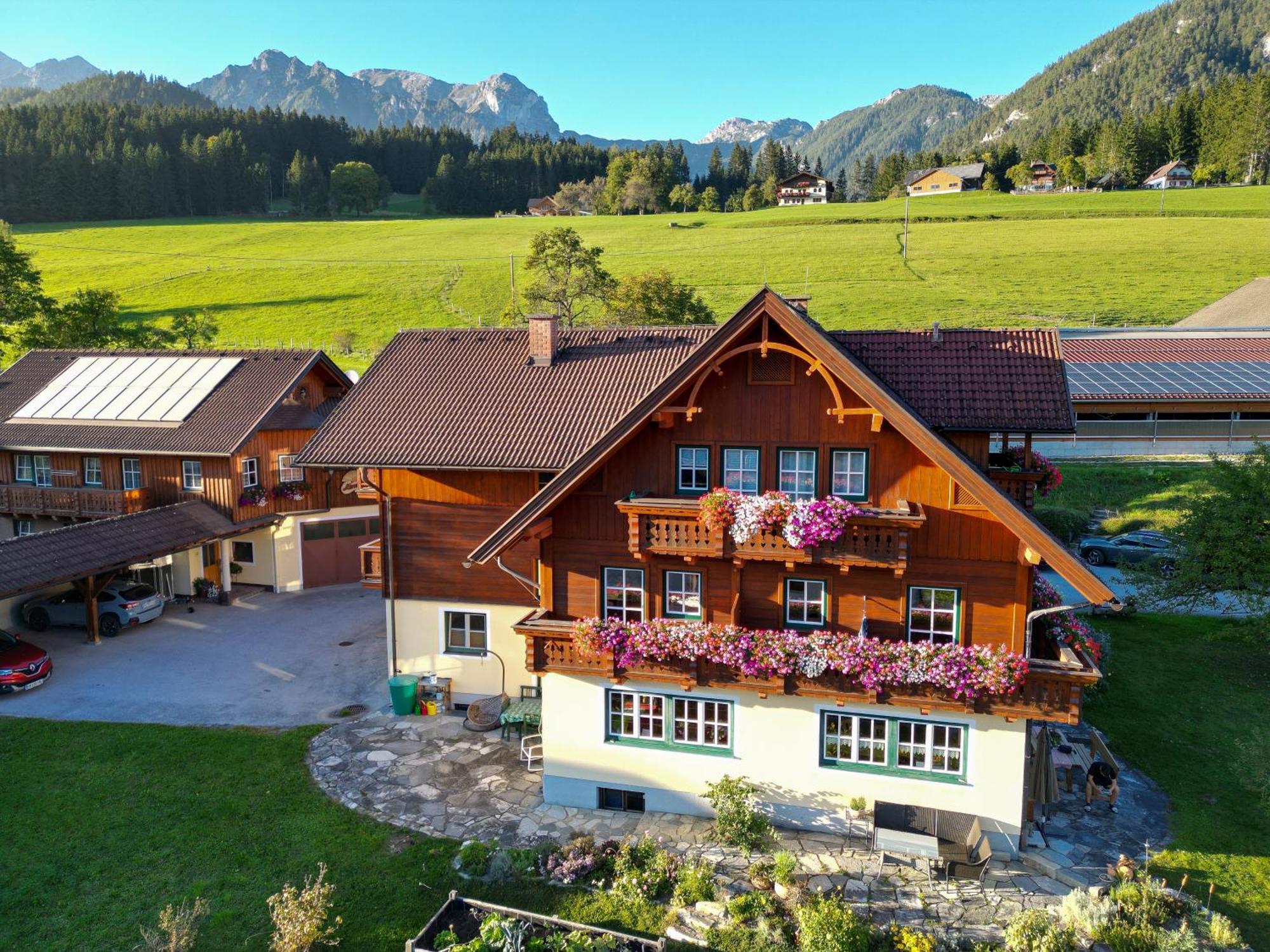 Linarhof Apartment Urlaub Am Bio Bauernhof Хаус-им-Энншталь Экстерьер фото